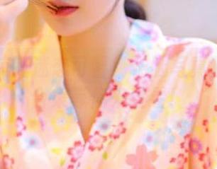 丽柜 – 疯狂迷恋可馨！长腿写真独家资源合集等你来查看！