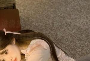 丽柜 – 谁说护士不能性感？王欣竹の精致写真图包等你来捧！