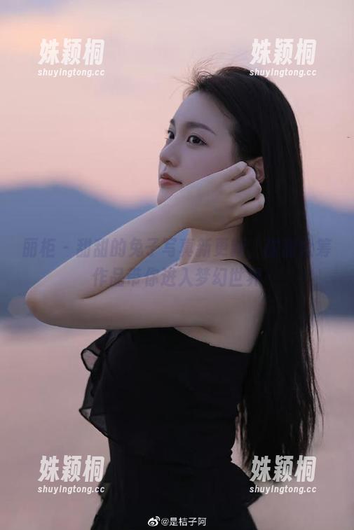 丽柜 - 甜甜的兔子写真新更新，甜甜众筹作品带你进入梦幻世界