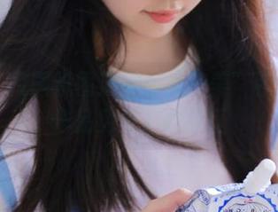 丽柜 – 校园氛围浓厚：“美美”校服写真作品免费下载专区