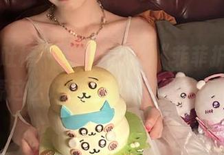 丽柜 – 吐槽一下，为什么“菲菲护士”图集资源这么好看，我快要控制不住了！
