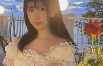 九曲Jean校服原图大揭秘：精选合集展现校园风采