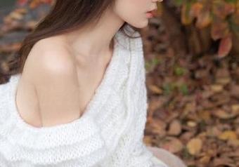 克拉女神 – 体验盈盈夏日图集，下载让你沉浸在热情与清凉之间