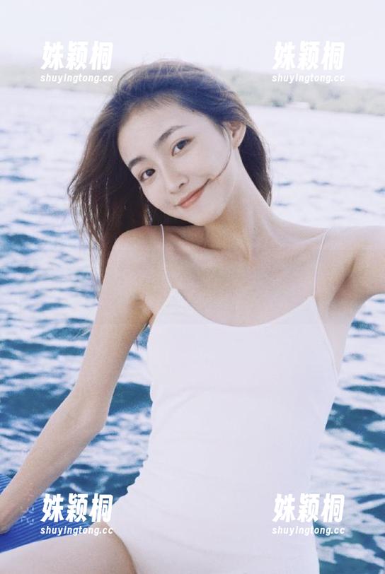 克拉女神-颖儿 克拉女神 - 颖儿独家私房肉丝图包,记录每一个动人的瞬间!