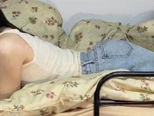 克拉女神 – 高子琁泳装写真：无圣光照亮她的自信与优雅