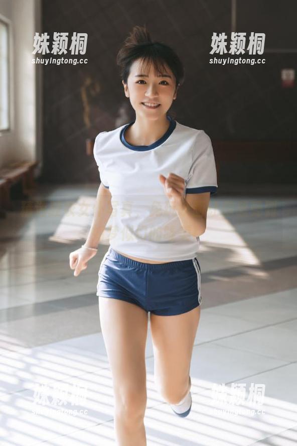 精选胶衣女仆写真，兔玩映画让你感受到如梦似幻的唯美！