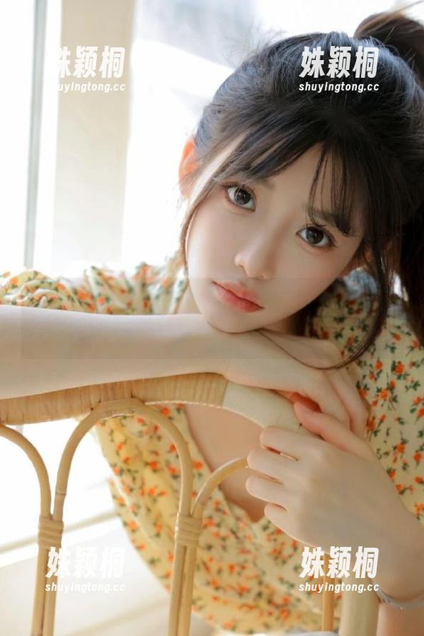 初夏女神-安妮 初夏女神 - 安妮秘密的魅力:服装与风格的原图图片全记录,真是别有洞天!