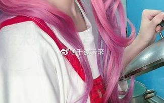 追随千夜未来，短裙写真网盘资源一览无遗