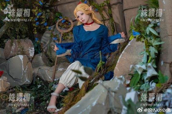 探索“咬一口兔娘”的和服作品，观看她所散发的独特气质！