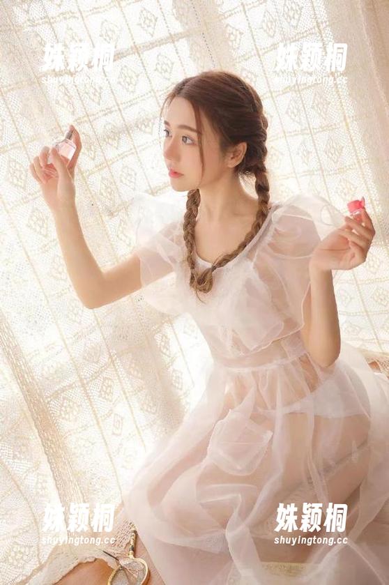 头条女神-乔安 头条女神 - 免费获取乔安美足写真照片,了解她如何定义优雅与美丽!