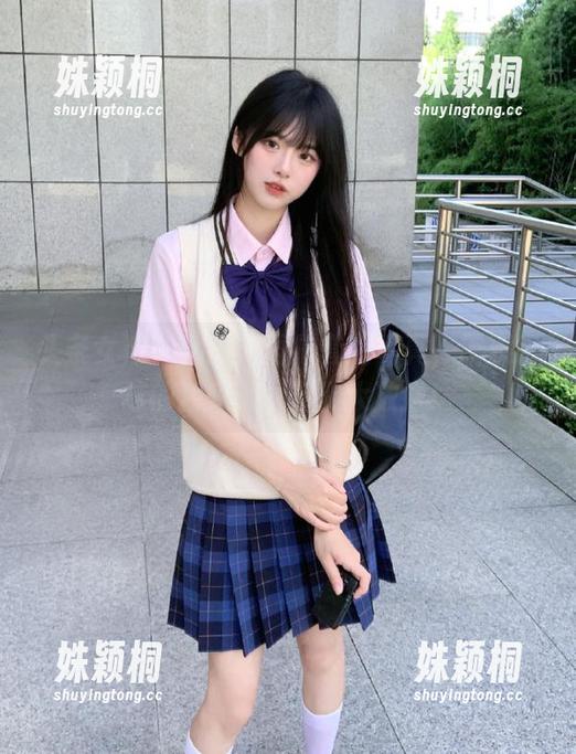 头条女神-刘雨露 头条女神 - 精彩刘雨露套装写真,震撼眼球的独家套图资源大放送!