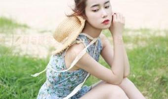 头条女神 – 梦幻与现实交织，张蓝欣全套连衣裙图包带你走进美丽的童话世界