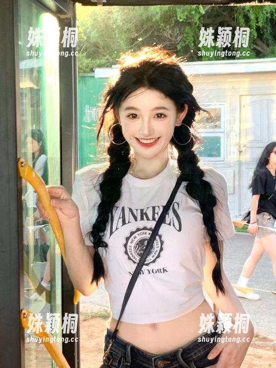 奈斯希希 微密圈 - 探索奈斯希希的瑜伽之旅,高清图片带你走进宁静与放松的世界