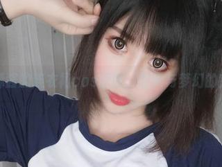 探秘小酥酱的连衣裙cos原图，时尚与梦幻的完美结合