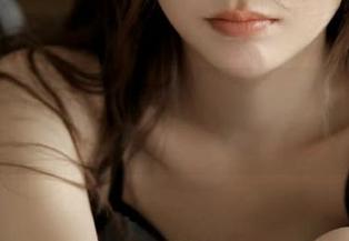 少女秩序 – 私拍美脚套图大揭秘，乐栀让你重新定义美的标准！