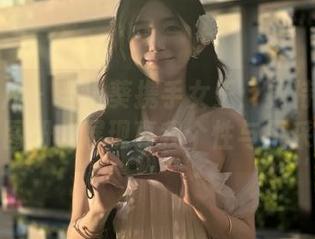 少女秩序 – 当小葵携手女王：独特风格的图册，展现真我个性与风采