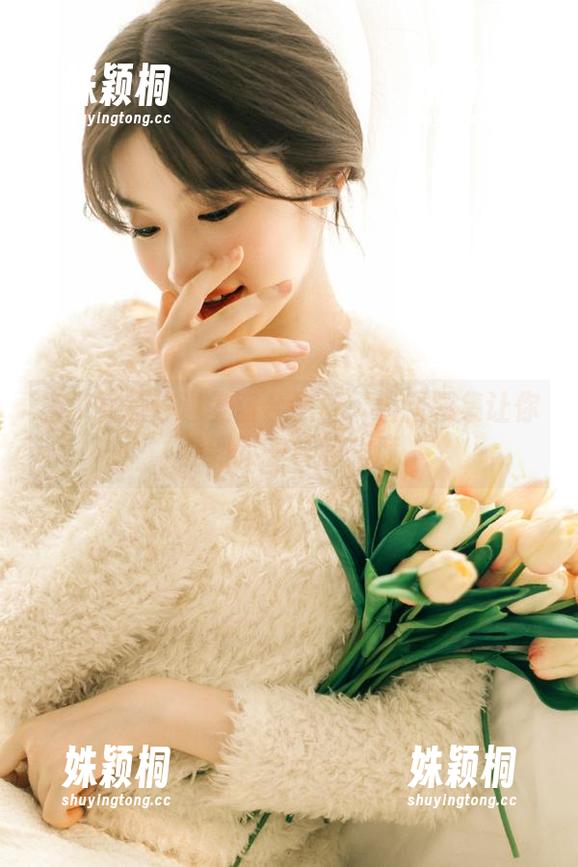 当少女秩序遇上窗台黑丝：最新图集让你看到不一样的角度