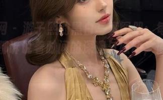 尤果网 – 游子熙的黑白写真图册：每一张原图都诉说着时间的深邃与感动，值得细细品味。