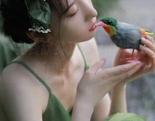 尤果网 – 免费欣赏艾小青御姐系列，绝美原图一键下载！