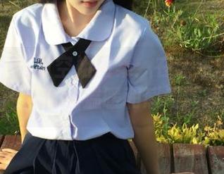 尤果网 – 萌萌空姐图集：在旅途中绽放的美丽，传递温暖和感动的瞬间