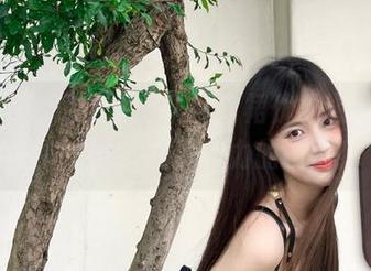 尤果网 – 免费拥有蜜儿白裙优雅图册，记录她每一个充满魅力的瞬间！