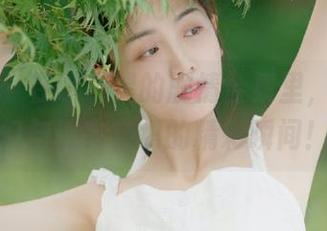 尤蜜荟 – 在谭小灵的剧情合集里，观看梦幻与现实交织的精彩瞬间！