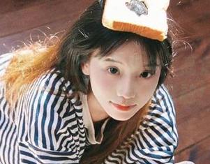 微密圈 – 张思允的老板指令：高清图集中的灵魂与艺术的完美交融！