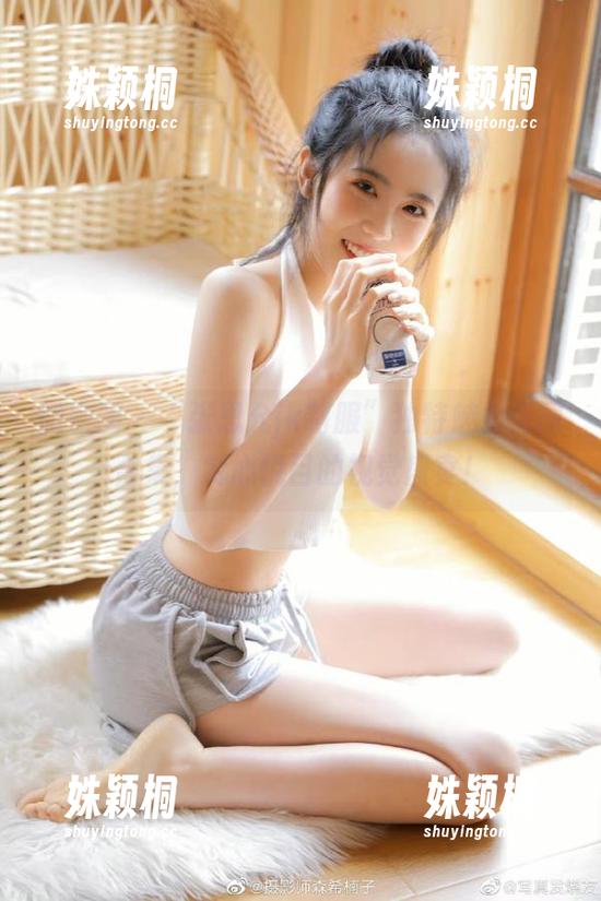 张思允 微密圈 - “张思允jk制服”独特魅力美图合集,赏心悦目的视觉盛宴!