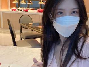 抖娘利世宿醉晚归的写真库，图库里暗藏无数醉人故事与情感