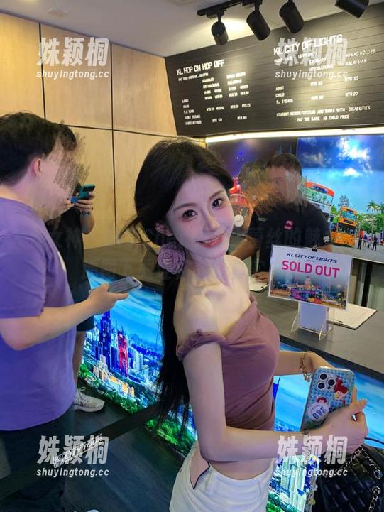 推女神 - 探索Cheryl青树蕾丝的魅力：原图下载让你感受真实之美