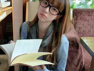 推女神 – 丝滑肌肤与短裤，最新可儿Kayen写真让你感受夏日的炙热