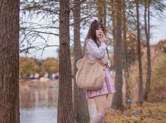 走进无颜小天使wy的世界，校服美图私拍记录纯真的校园岁月