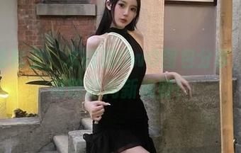 黑色的秘密：木棉棉OwO图包分享，带你领略时尚新视野！