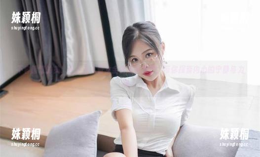 不容错过的美！杏子夫人修女全套写真原图，带你探索内心的宁静与力量。