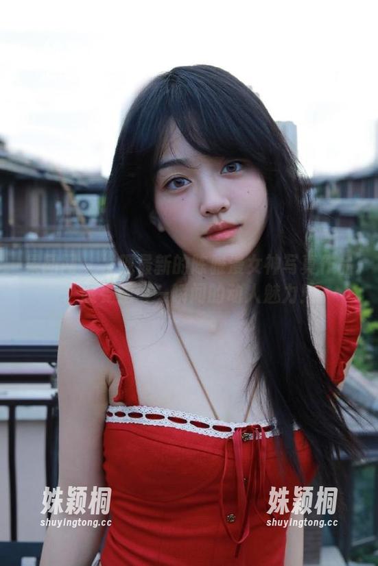 果团网 - 发现最新的陈雅漫女神写真作品，感受她每一瞬间的动人魅力！