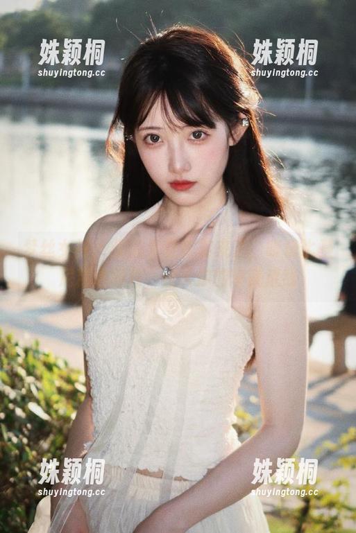 梦丝女神 - 你的视觉盛宴来了，晓晓比基尼精选图片，毁灭你的审美底线