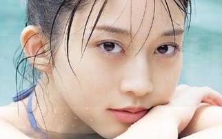 梦丝女神 – 灵唯的油亮写真，美图展示了她无与伦比的魅力与风情！