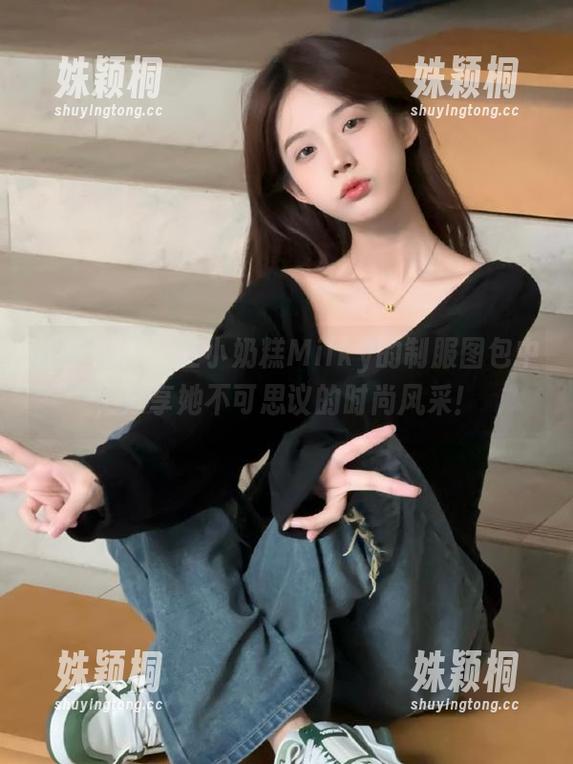 森萝财团-小奶糕Milky 森萝财团 - 在小奶糕Milky的制服图包中,分享她不可思议的时尚风采!
