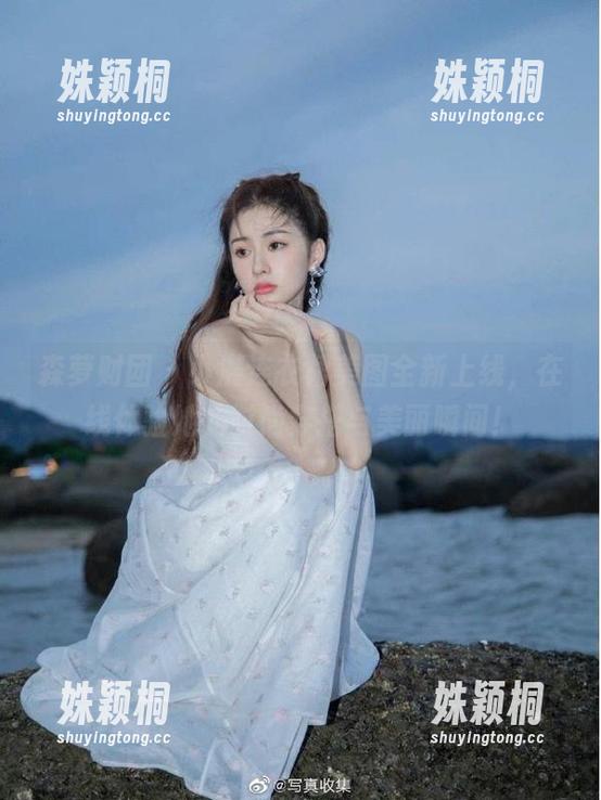 森萝财团-小满 森萝财团 - 小满连衣裙美图全新上线,在线体验她的时尚穿搭与美丽瞬间!
