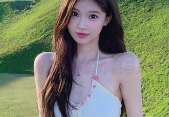 森萝财团 – 走进甜米女神的写真世界，分享她最新创作的作品与风格
