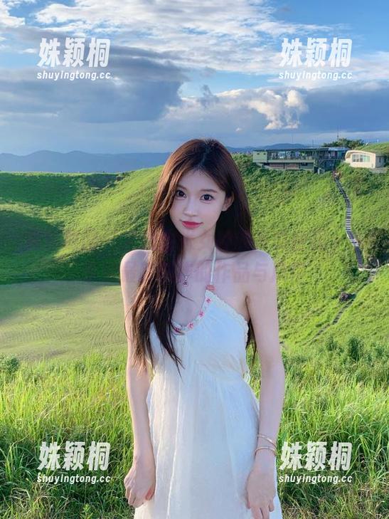 森萝财团 - 走进甜米女神的写真世界，分享她最新创作的作品与风格