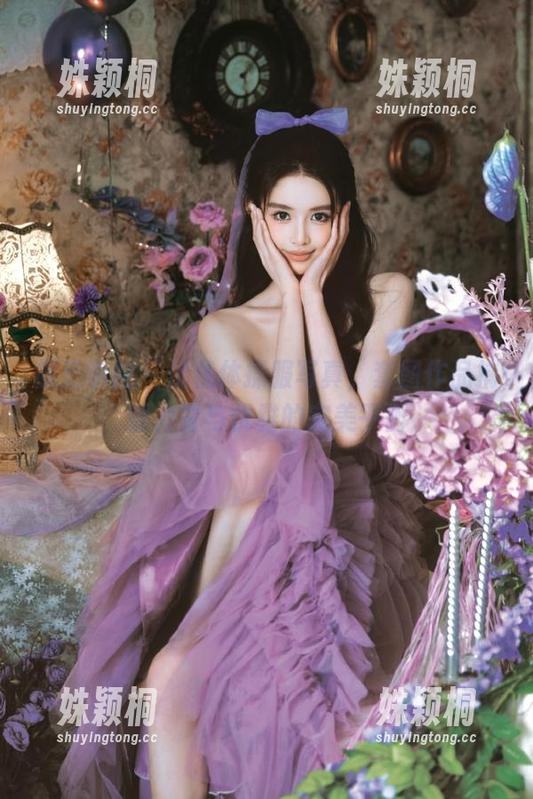 模范学院-优优 模范学院 - 优优体操服写真,套图作品捕捉力量与优雅的完美平衡