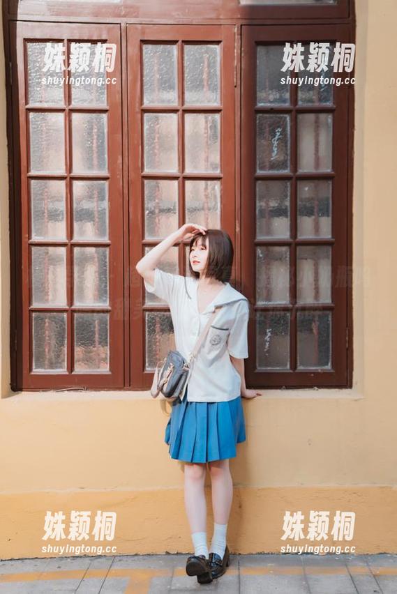 模范学院 - 超级高清写真，揭秘小奶瓶呜呜的甜美秘密，绝对让你沉醉