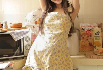 模范学院 – 与甜筒晓彤一起穿越校服时光，独家写真套图等你下载，做最闪耀的校园女神！