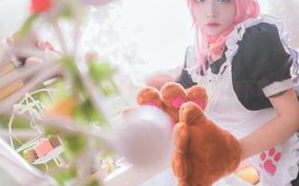 樱井小莜与皮质女仆的奇妙邂逅，快在网盘下载这些写真！