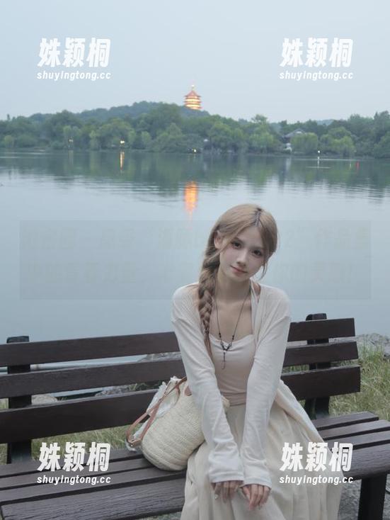 海豚baby 微密圈 - 感受“海豚baby2022”作品集中的青春力量,丰富资源唤醒你的灵感!