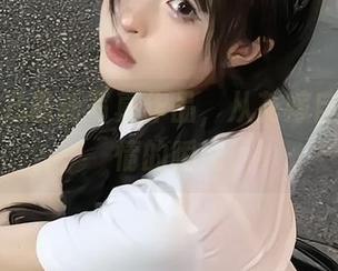 清水由乃最新写真作品，从花嫁自拍看爱情的瞬间