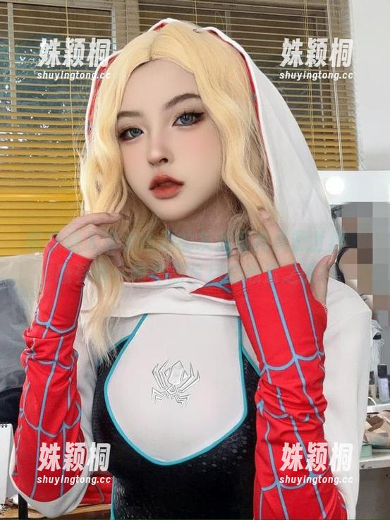 带你进入清水由乃的灰丝写真资源世界，感受每一幅作品背后的心灵之旅！