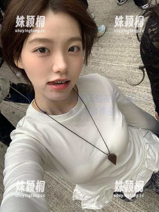 微密圈 - 用图片讲述夏天的故事，猪饲料独家分享她的写真作品！