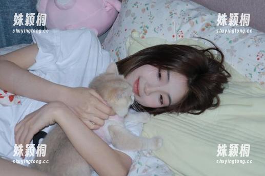 秀人网 - 体验Nancy小姿精彩双人写真，最新图片更新带来无限惊喜